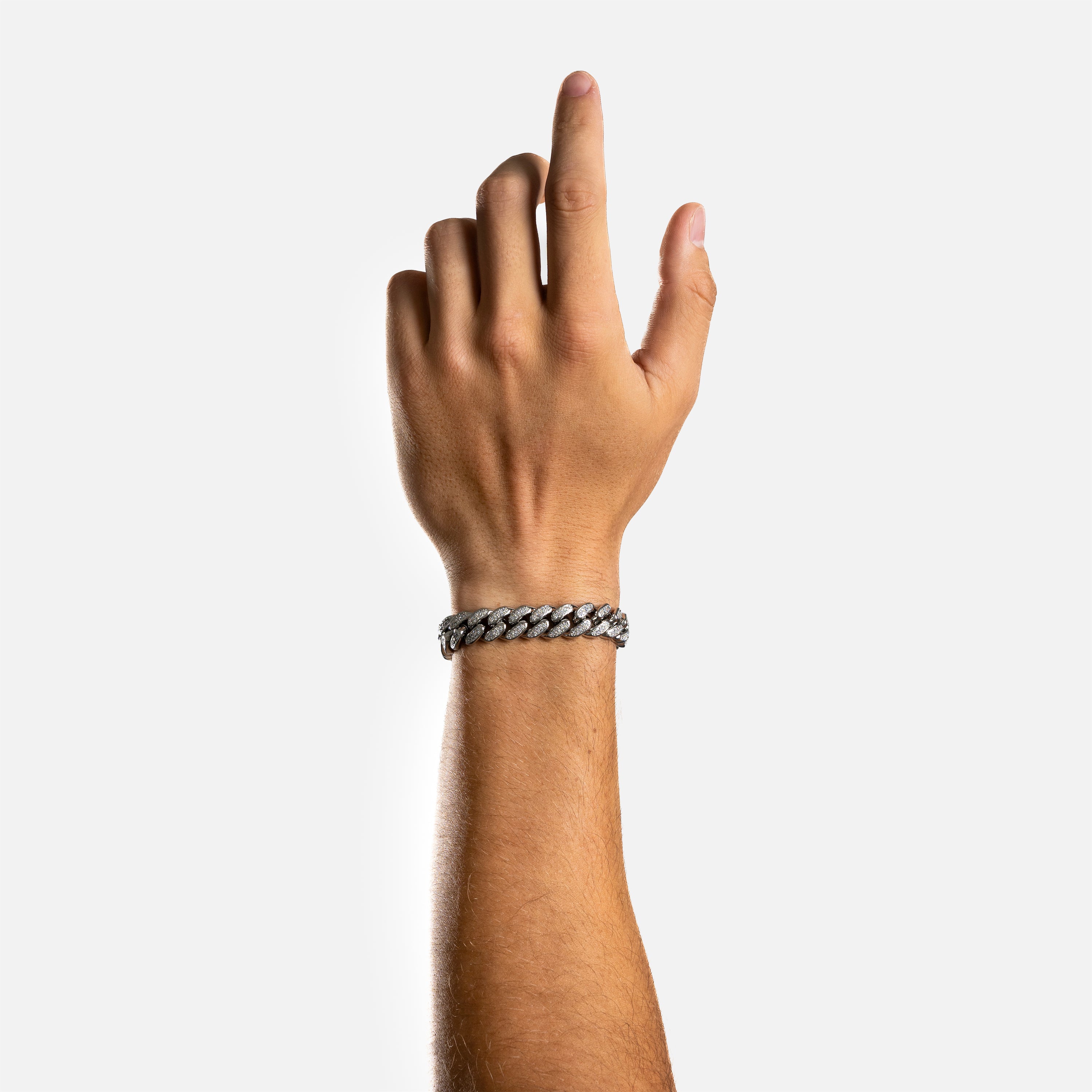 Cuban - Ezüst karkötő férfiaknak és nőknek, cirkónia kövekkel díszítve, ródium bevonattal. Csepp-álló kivitel, tökéletes választás esőben és edzéshez. Ékszer, divatékszer. Unisex. Lánc. Vastag lánc. Hiphop. Férfi ékszer. Unisex ékszer. Férfi karkötő. Ajándék férfi karkötő.